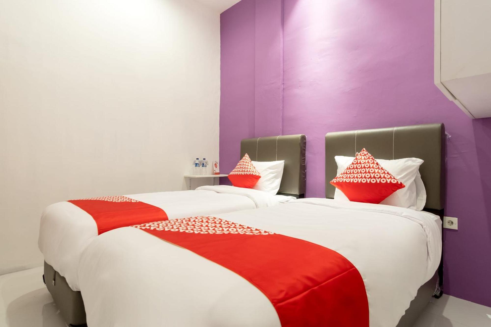 Super Oyo 839 Royal Guest House Medan Bagian luar foto