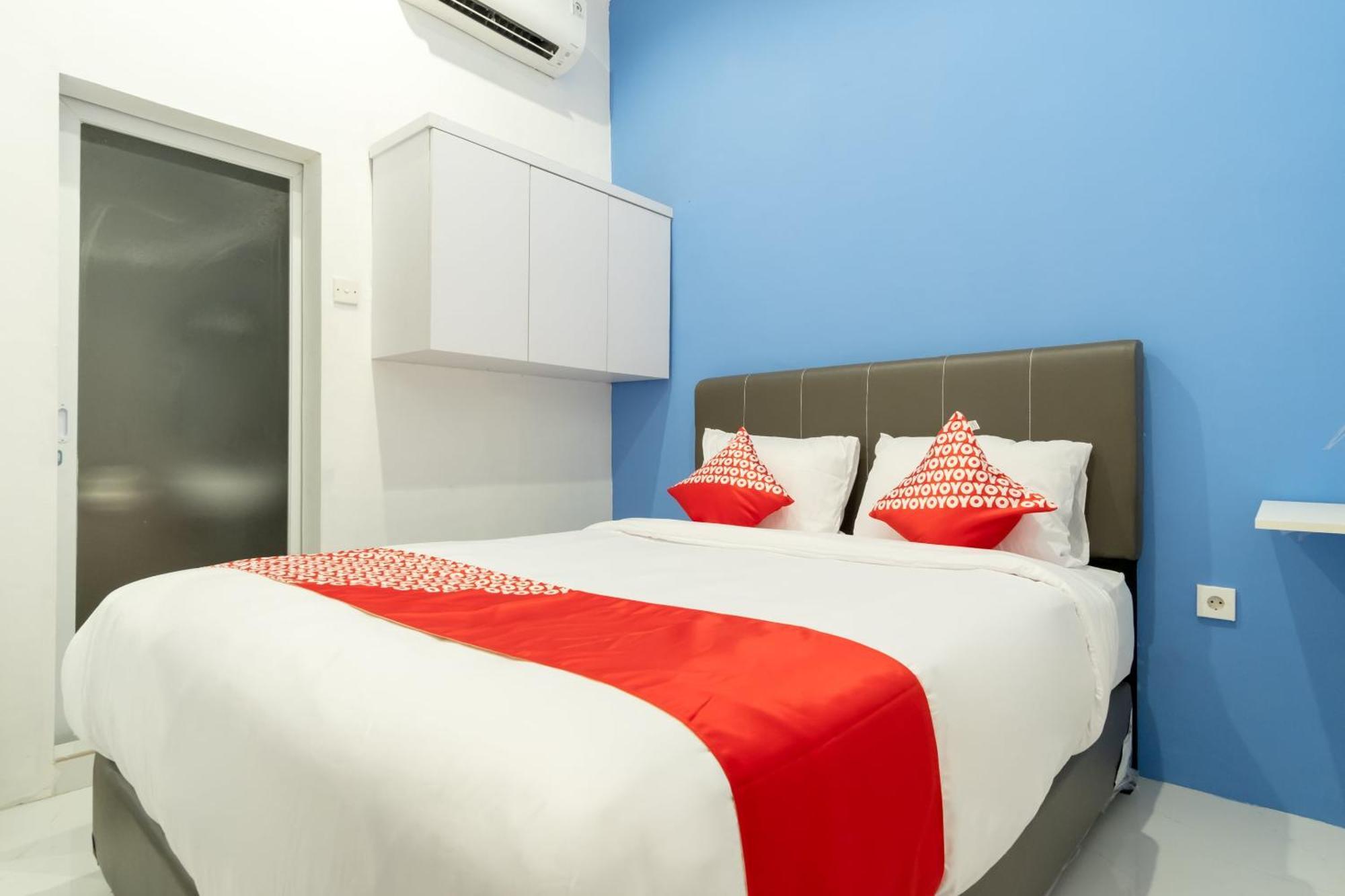 Super Oyo 839 Royal Guest House Medan Bagian luar foto