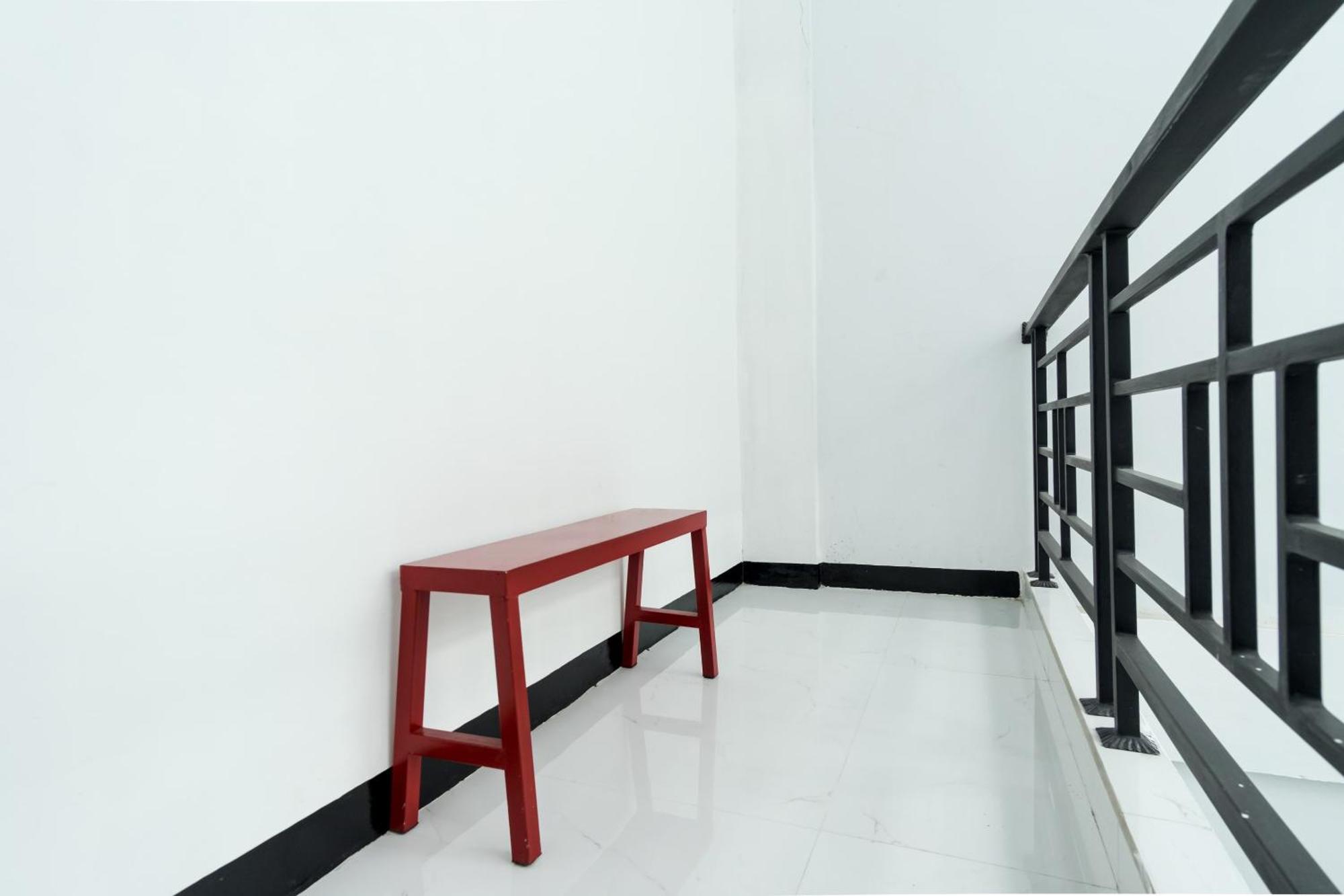 Super Oyo 839 Royal Guest House Medan Bagian luar foto