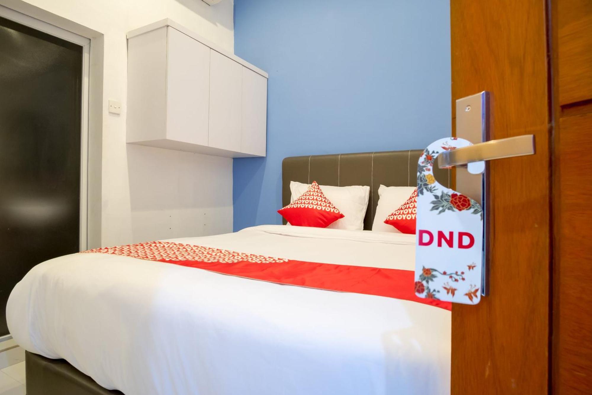 Super Oyo 839 Royal Guest House Medan Bagian luar foto